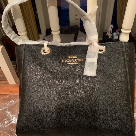 NWT Coach Jes Tote - Picture 10 of 15